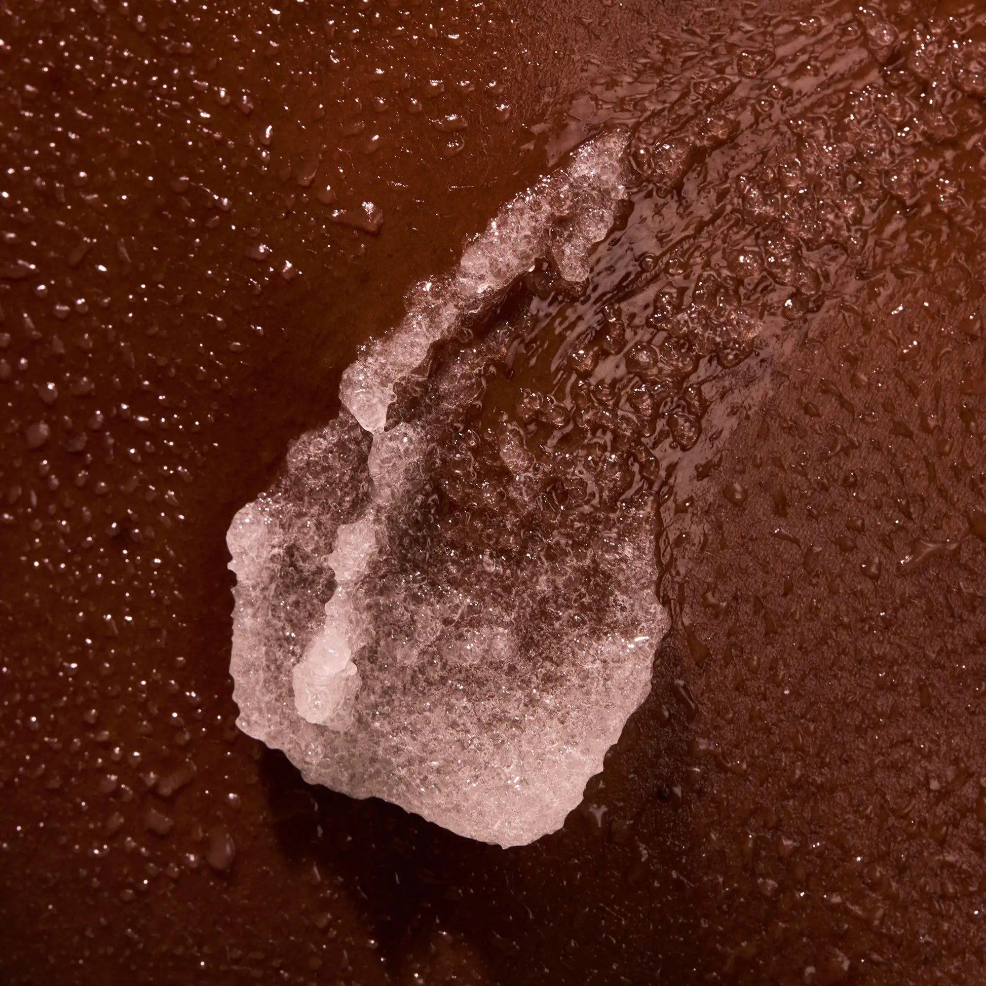 the-glow-getter-multi-oil-body-scrub-h4 NATR-40028-Alt-Image-TheGlowGetterMulti-OilBodyScrub-08.webp