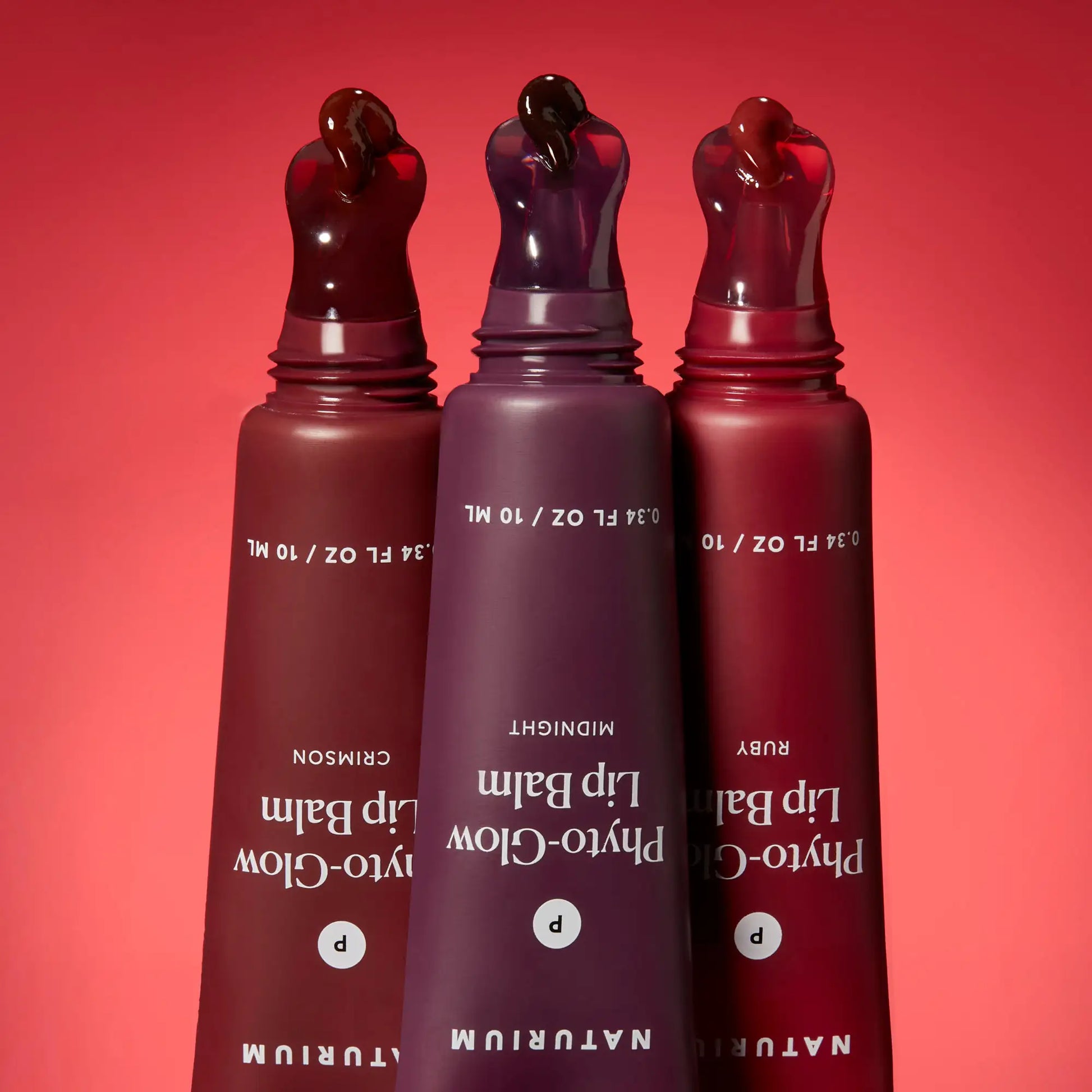 phyto-glow-lip-balm-crimson-c1 phytoglow-moody_6357-crop_1_e73a7054-8061-4f72-8a58-c0111f6fcffa.webp